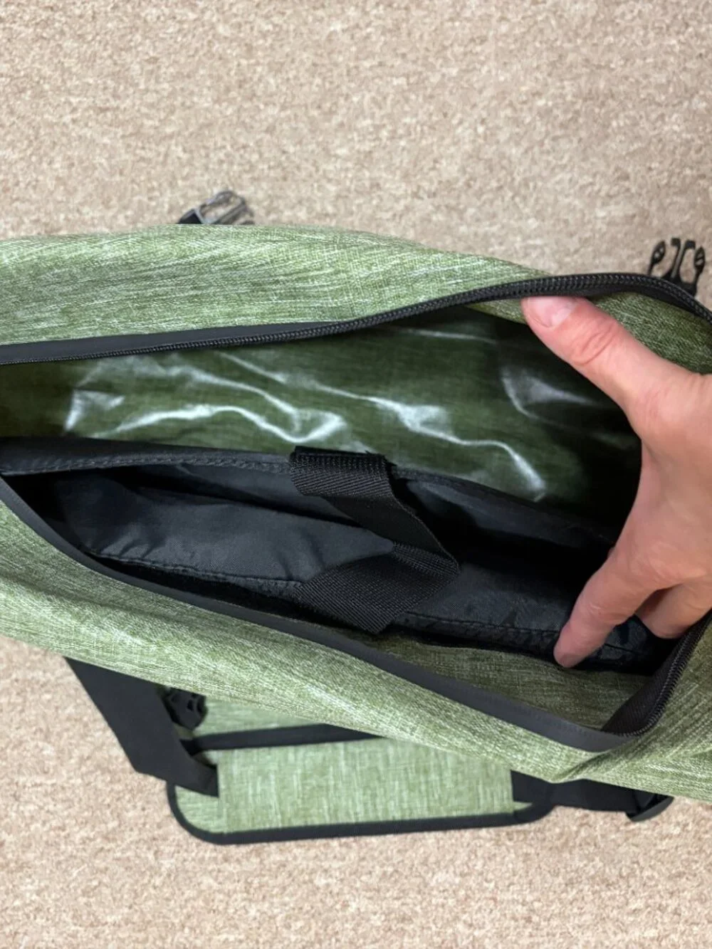 Body Glove Green Terramar Waterproof Messenger Bag